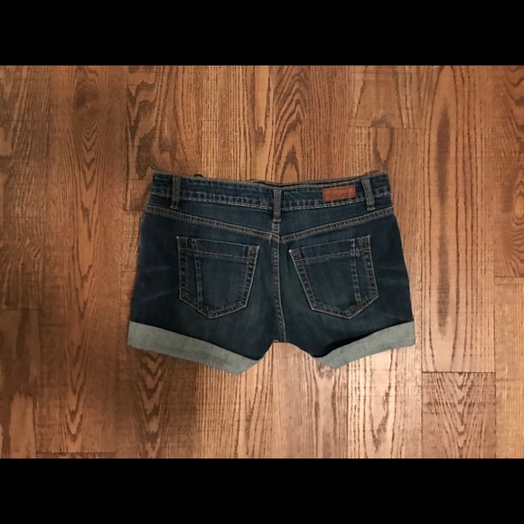 2 pairs of jean shorts - Picture 2 of 3